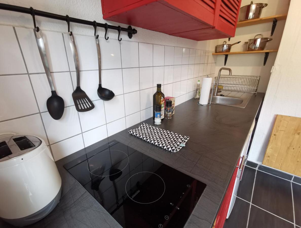 Kleines Studio Am Uni-Campus - Perfekt Fuer Junge Unternehmungslustige Dresden Bagian luar foto